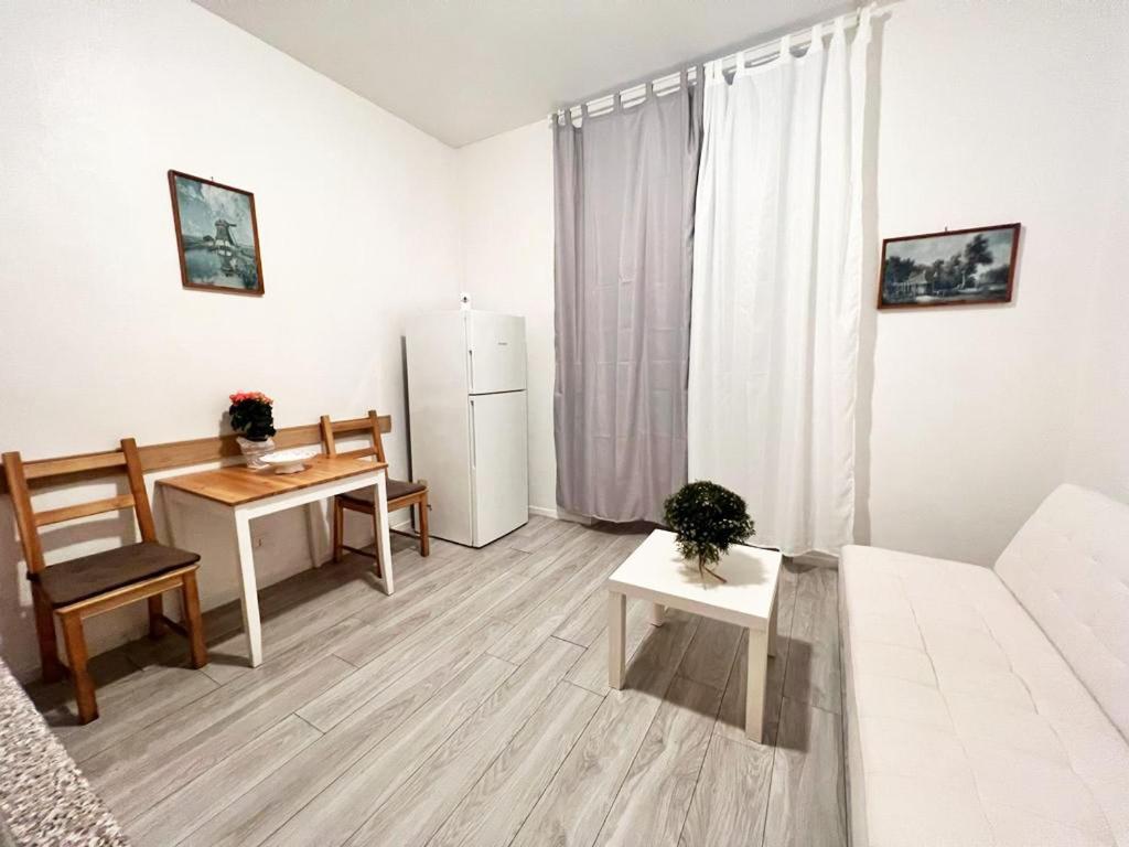Savona Casa Per Vacanze E Lavoro Exterior foto