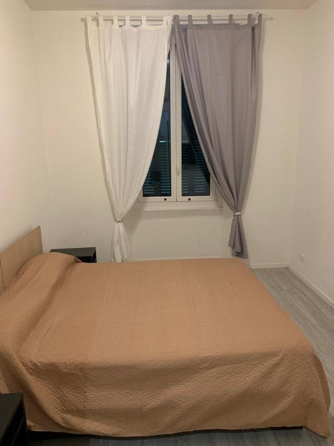Savona Casa Per Vacanze E Lavoro Exterior foto